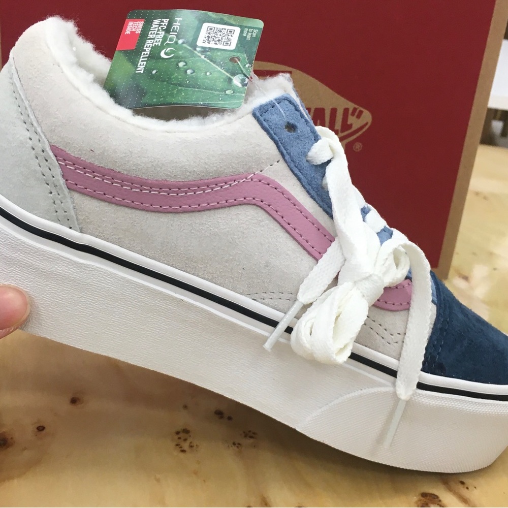 💙HP🎉💘Vans Spring Platform Off the Wall Sneakers💘 - Picture 3 of 10